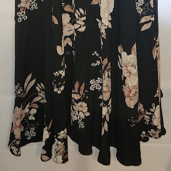 City Chic Floral Fall Dress - Picture 2 of 8